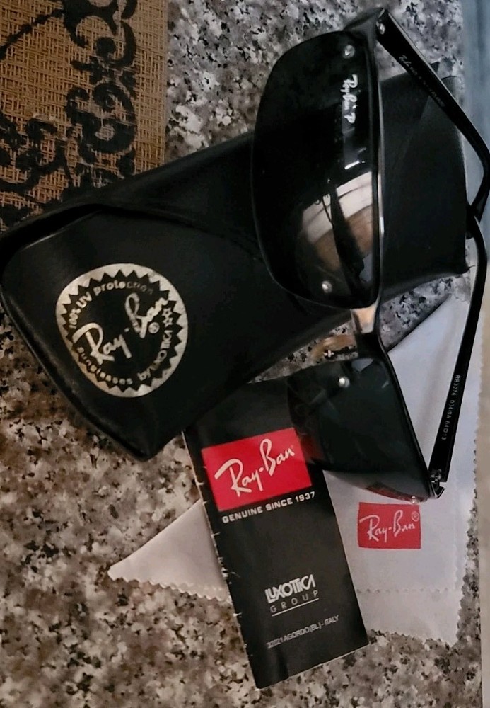 Ray-Ban RB3276 004/9A Gunmetal Polarized Sunglasses 64[]13 Made In Italy Case