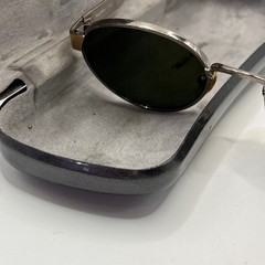 Byblos 570-S Oval Sunglasses Gold Tone Metal Green Lenses Made in Italy Small
