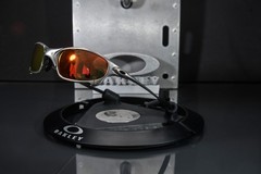 Oakley JULIET Plasma Finish Frame with Fire Polarized Lenses+Oakley Vault & Bag