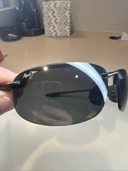 Maui Jim 407-02 Ho’okipa Gloss Black Frame / Grey Polarized Lenses Hookipa #244