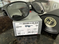 Ray-Ban® Sunglasses Andy Classic Solid Matte Black ORB4202- Dark Green Lens NEW