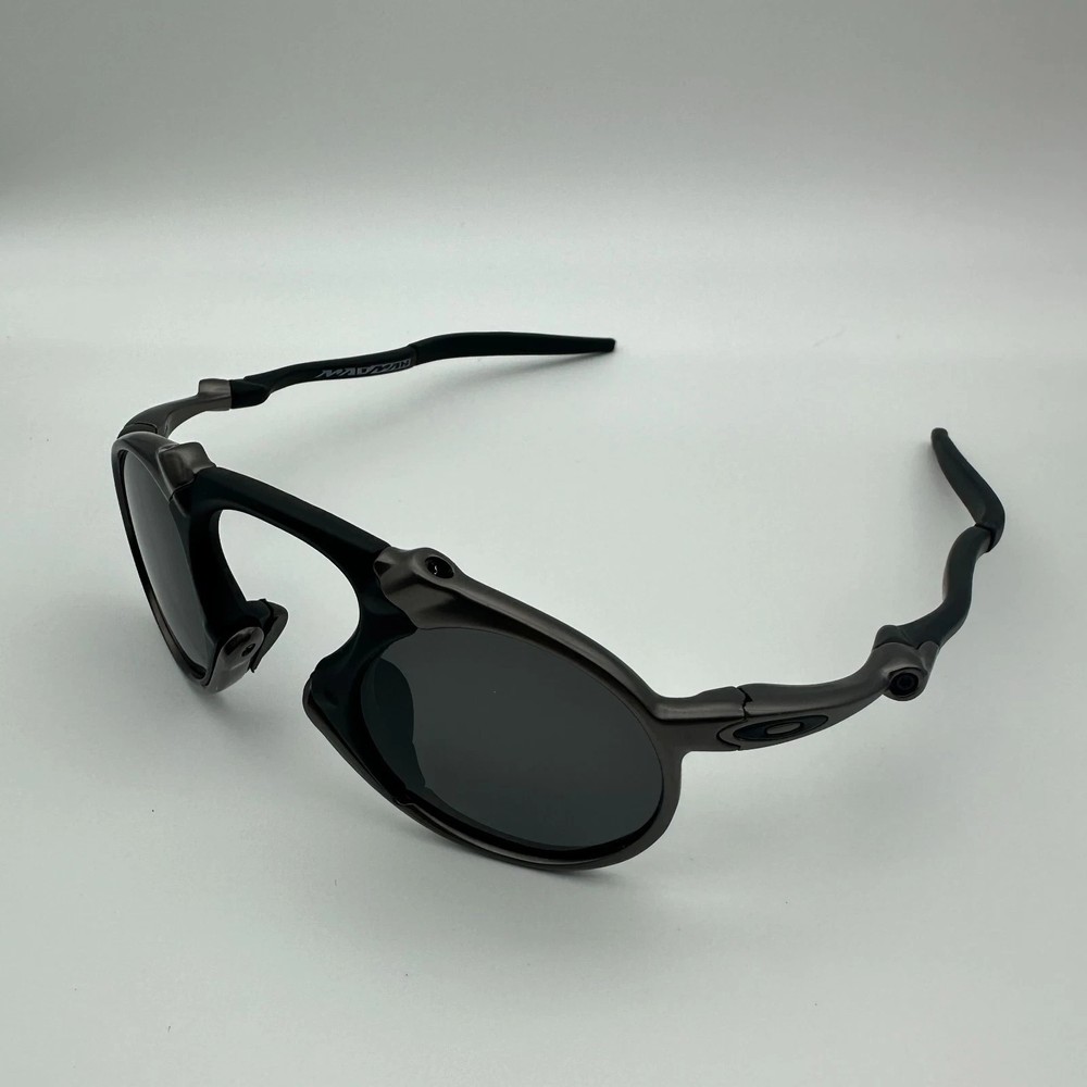 Oakley X-metla Madman Polarized Sunglasses Gunmetal Gray Frame Black Lenses