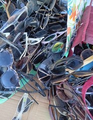Lot Of Hundreds Of Sunglasses Frames Branded Wholesale Bulk Eyewear Lot