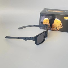 Oakley Jupiter Squared Polarized Sunglasses OO9135 Matte Black/Black Iridium