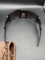Oakley Oil Rig Polished Black w/G40 Black Gradient Lenses 03-494