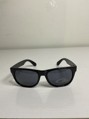 Vans off the wall Men’s UV400 Protection Black With Logo White Sunglasses