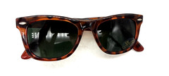 Vintage Classic Temple Tip Faux Tortoise Shell Sunglasses, Gray lens 1980s China