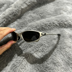 Vintage Oakley Juliet X-Metal Polarized Sunglasses Black Lens Silver Frames