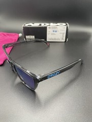 Oakley Frogskin Grey Smoke w/ Prizm Sapphire Lenses Olympic Team China new