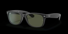 Ray Ban New Wayfarer Sunglasses – 2026 – Rubber Black w/G-15 Green