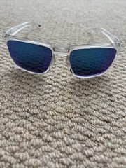 Authentic Never Worn Oakley Holbrook XL Polarized Polished Clear/Prizm Sapphire