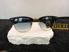 Ray-Ban RB3016 Clubmaster Sunglasses, Black & Gold Frame, Blue Gradient G-15 Len