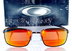 Oakley SQUARE WIRE Titanium Silver w POLARIZED Galaxy Ruby Lens Sunglass 4075