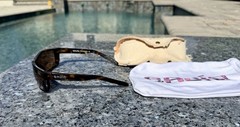 Bajio Sigs Rose Mirror Glass Lenses, Tortoise frames with case.