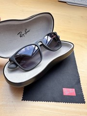 Ray-Ban RB4187 622/8G 54-18 – James Bond 007 Look