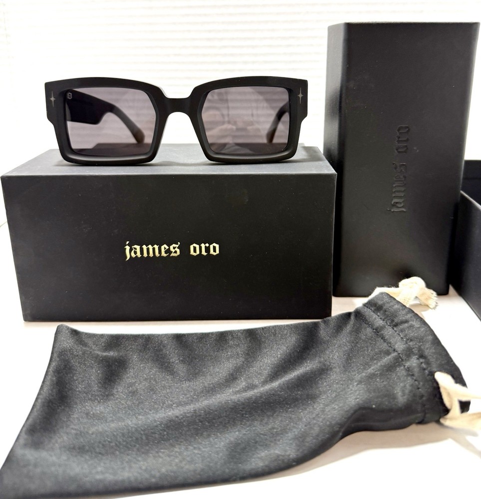 New James Oro “Icon” sunglass matte black/ black lens