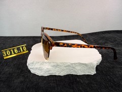 Ray-Ban RB3016 Clubmaster Tortoiseshell Frame Brown Lens Sunglasses