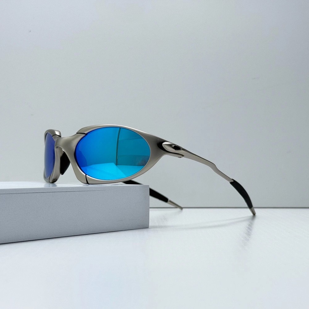 Oakley Romeo X-Metal Sunglasses Silver Frame Lake Blue LensIN BOX