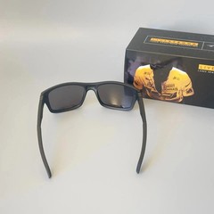 Oakley Jupiter Squared Polarized Sunglasses OO9135 Matte Black/Black Iridium