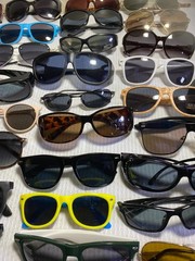 Lot of 71 Mixed Sunglasses & Frames Men’s Women’s Kids Assorted Styles Sizes Col