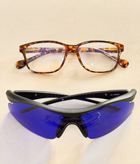 Assorted Lot of 20 Sunglasses/Glasses – Various Brands – SOLD AS IS (0183)