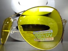 Men’s Women CLASSIC VINTAGE RETRO Style SUN GLASSES Gold Metal Frame Yellow Lens