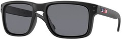 Oakley Mens Holbrook Sunglasses – Matte Black / Grey – Authentic New