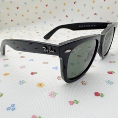 Ray-Ban Sunglasses RB2140 Original Wayfarer Black Frame Green Lenses 50mm Unisex