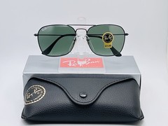 Ray-Ban Caravan RB3136 58mm Metal Sunglasses – Black Frame / Green G-15 Lens