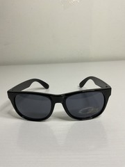 Vans off the wall Men’s UV400 Protection Black With Logo White Sunglasses