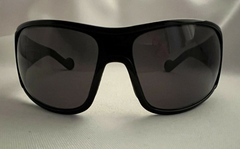 Authentic MONCLER ML0138-P 01A Black Men’s Sunglasses – 135 MM – NEW (9-4)